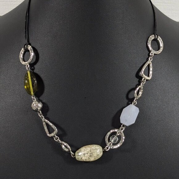 Lia Sophia Jewelry - Lia Sophia Green Glass Hammered Silver Tone Triangle Cord Necklace 21 in